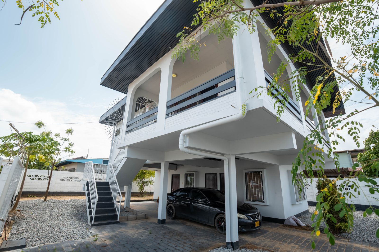 Vooraanzicht van Vakantiehuis Rosita in Paramaribo